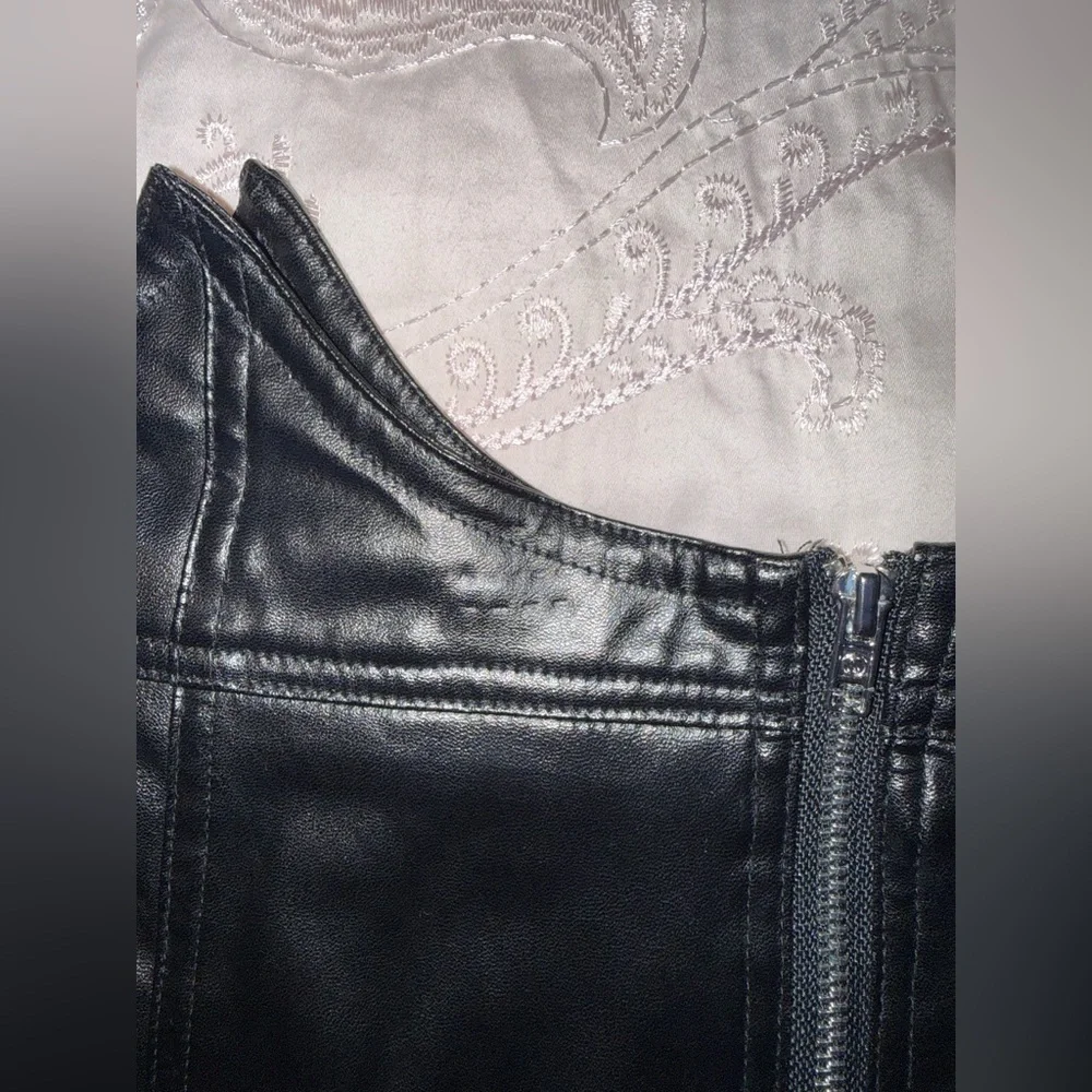 SHEIN Black Faux Leather High Waisted Mini Skirt Back Zip Size L